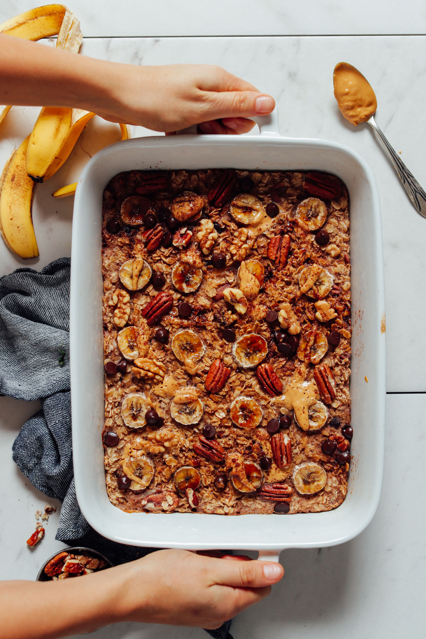 Healthy 1-Bowl Chocolate Banana Baked Oatmeal: Easy Meal Prep